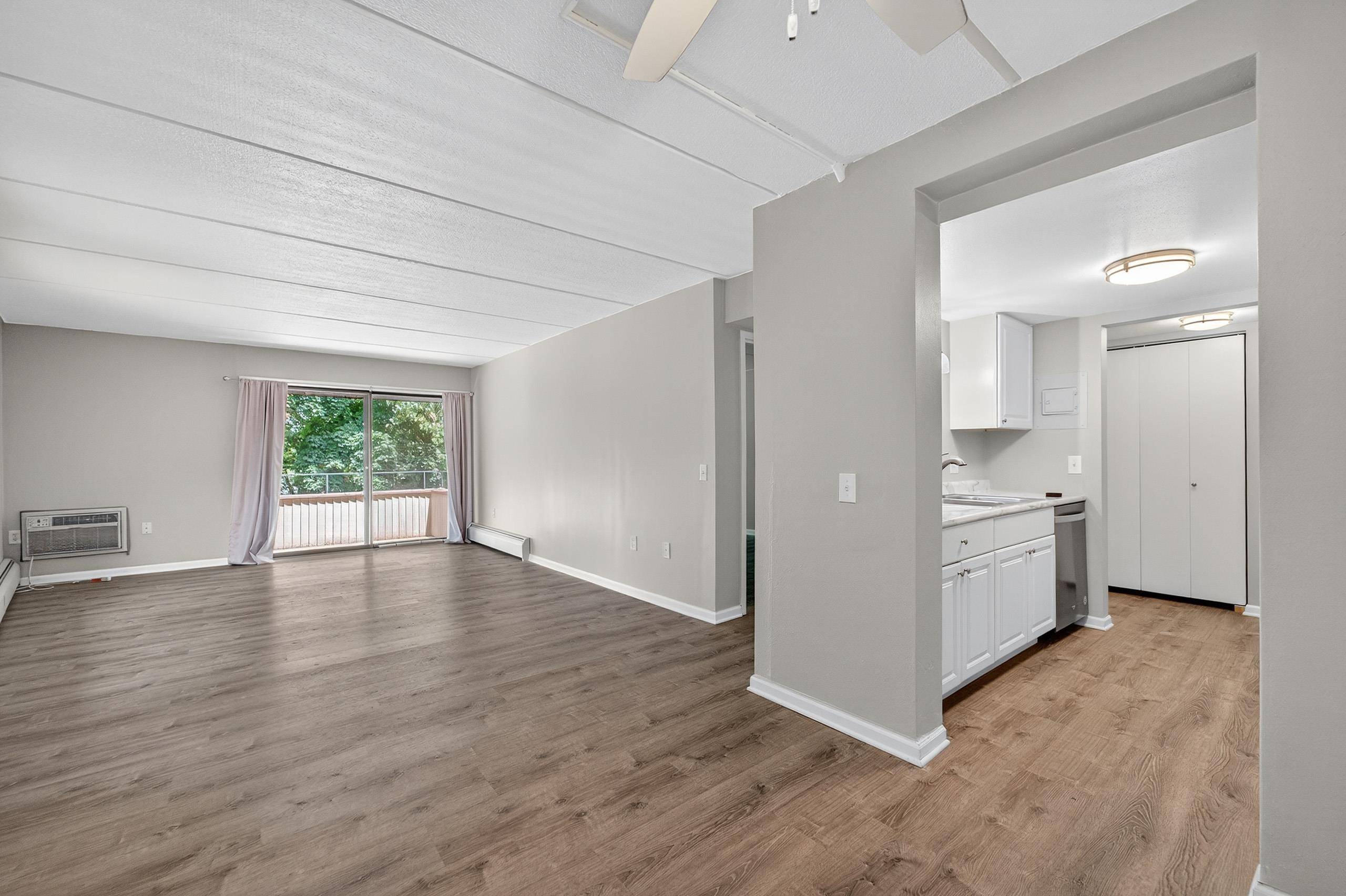 Middleton, WI 53562,7106 Fortune Drive #25