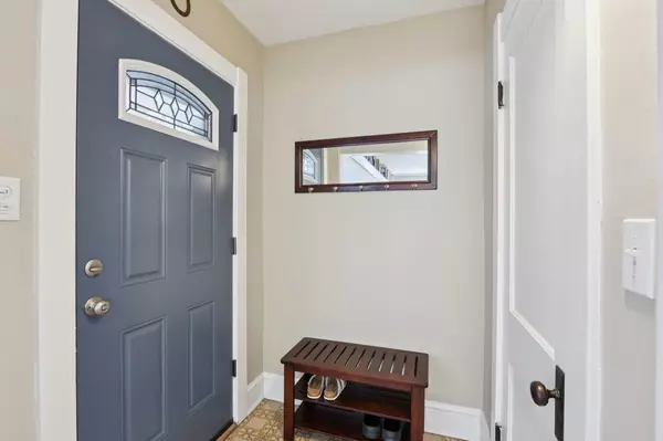 Madison, WI 53704,109 N 5th Street