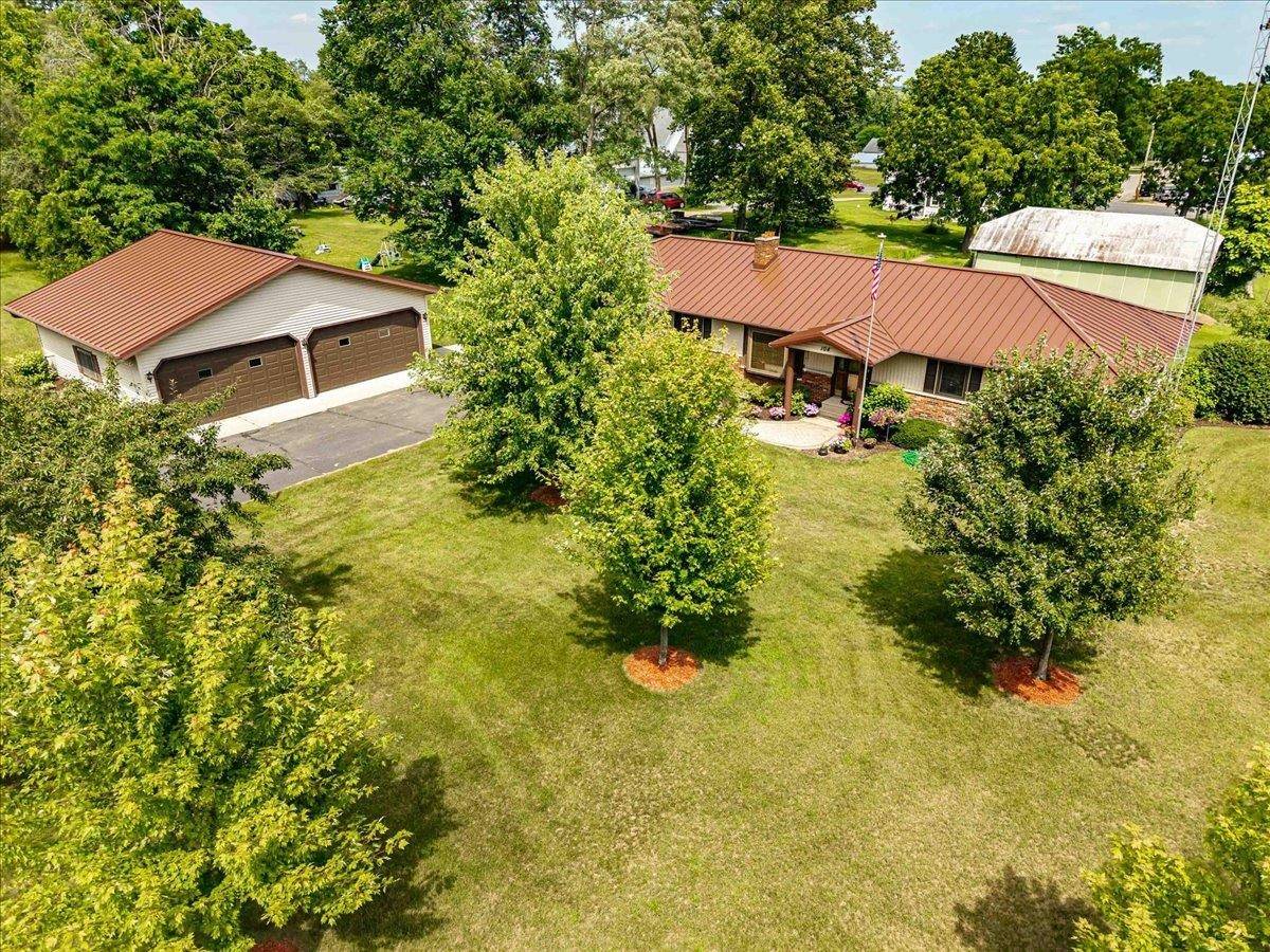 Coloma, WI 54930,104 S 2nd Street