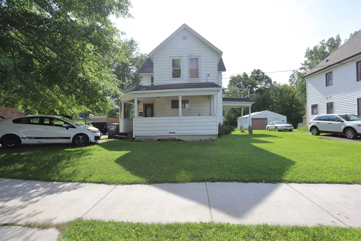 Elroy, WI 53929,801 Academy Street