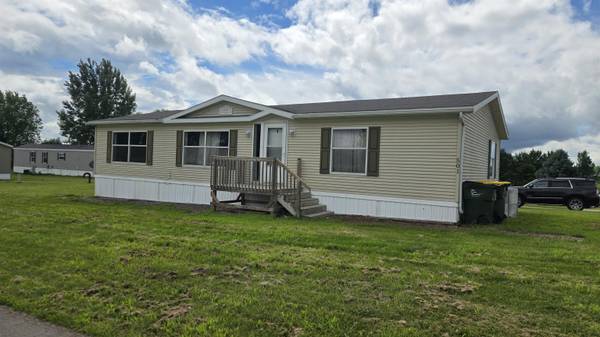 501 Meadowview Drive, Lancaster, WI 53813