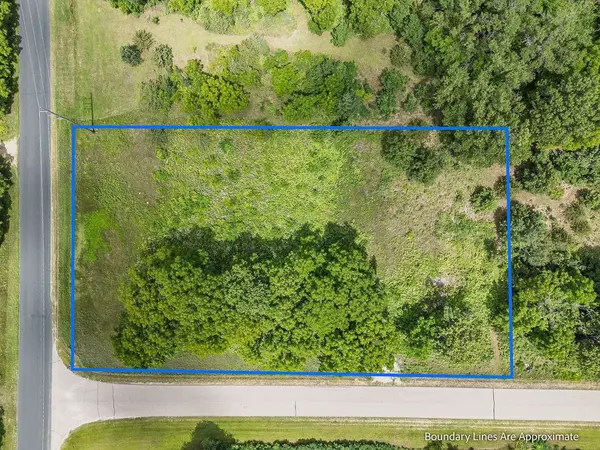 L12 Poplar Road, Baraboo, WI 53913