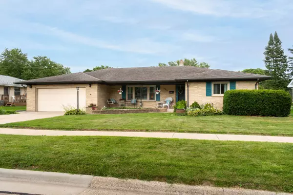 1418 N Sumac Drive, Janesville, WI 53545