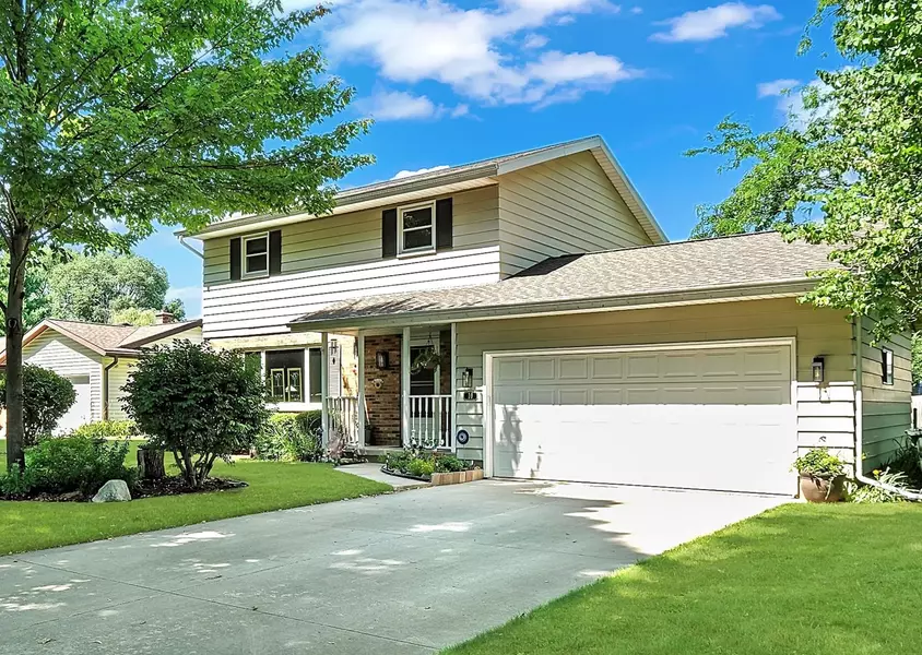 10 Lukken Court, Madison, WI 53704