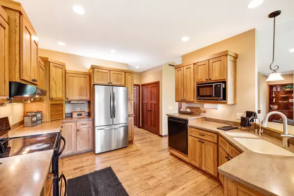 Deforest, WI 53532,3847 Combs Court