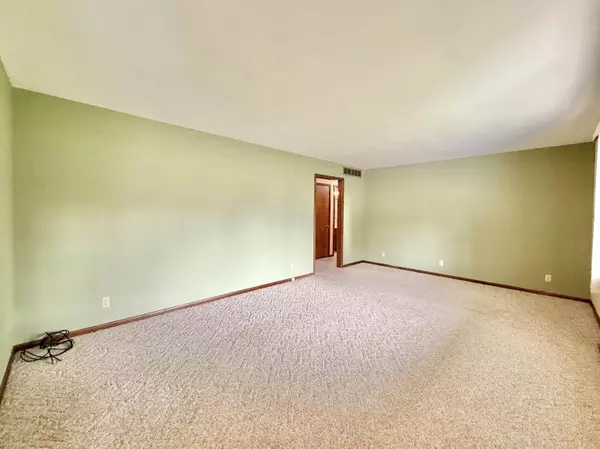 Janesville, WI 53545,2222 N Lexington Drive