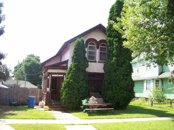 908 Cass Street, Portage, WI 53901