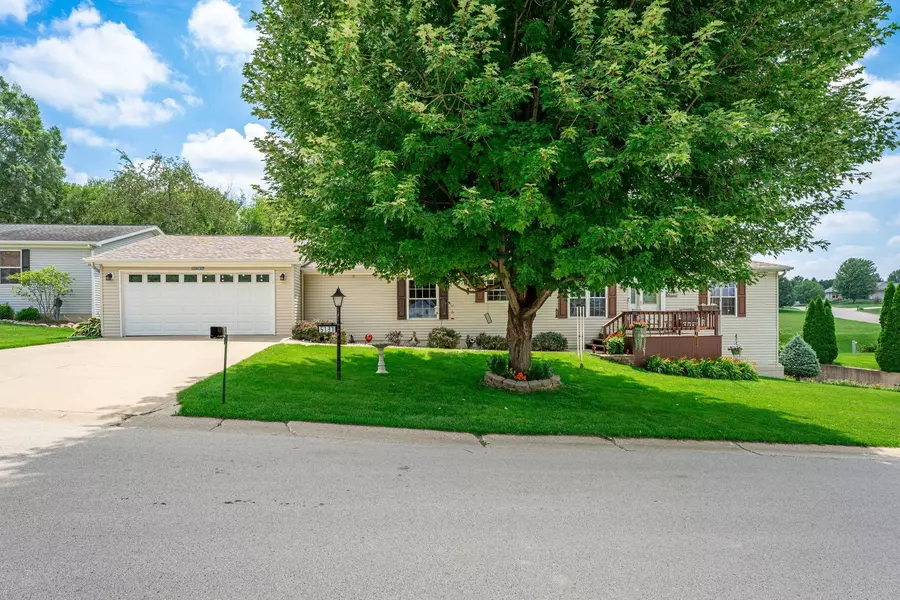 5737 BUTTERNUT Drive, Machesney Park, IL 61115