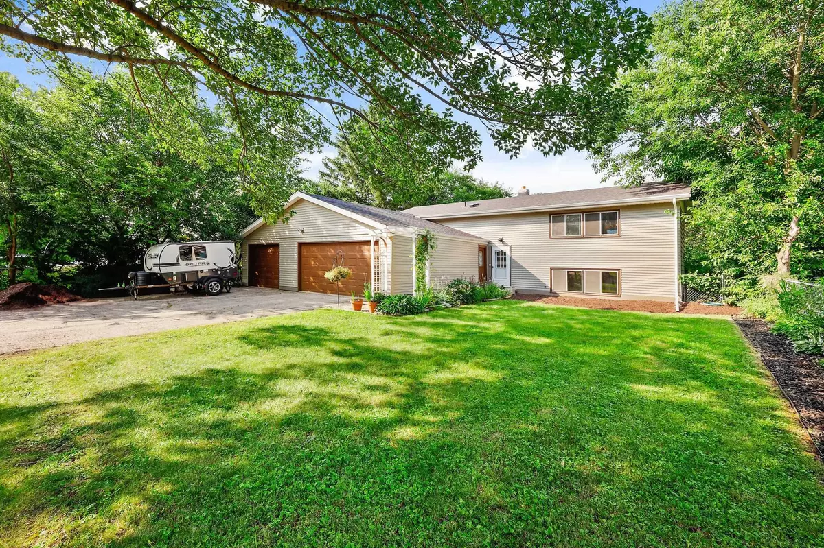 Madison, WI 53714,5222 Piccadilly Drive