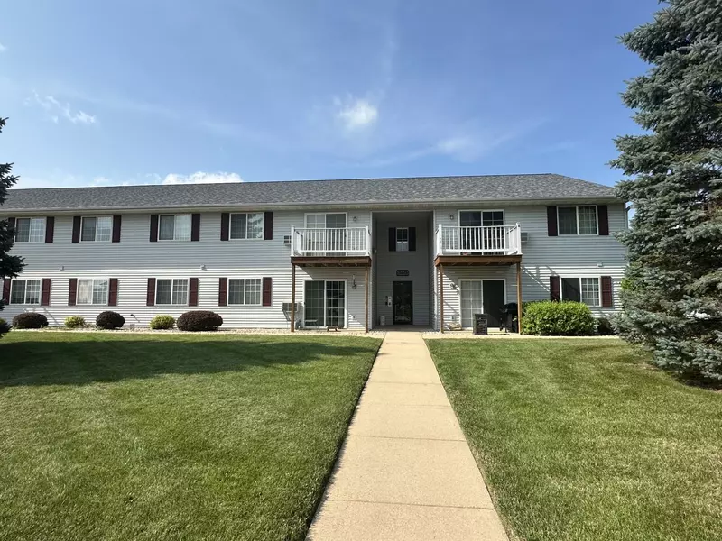 340 Sunset Road #4, Columbus, WI 53925
