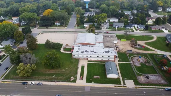 Deforest, WI 53532,520 E Holum Street