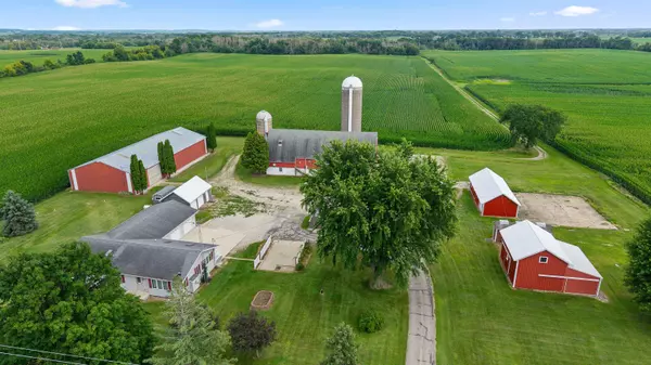 Waupun, WI 53963,W10668 Oak Center Road