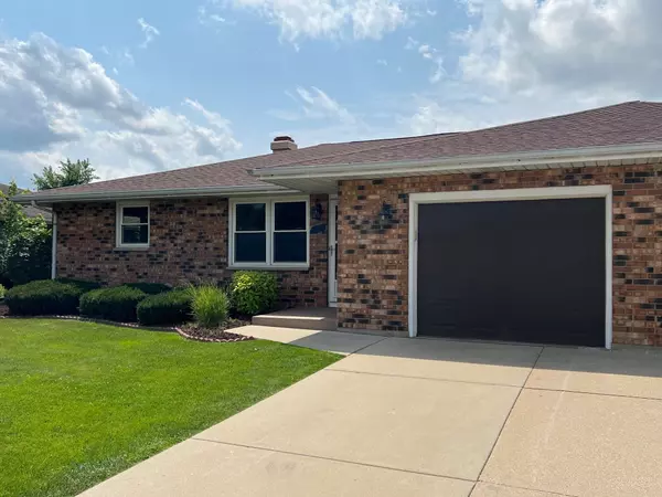 Janesville, WI 53545,2501 N Lexington Drive #2