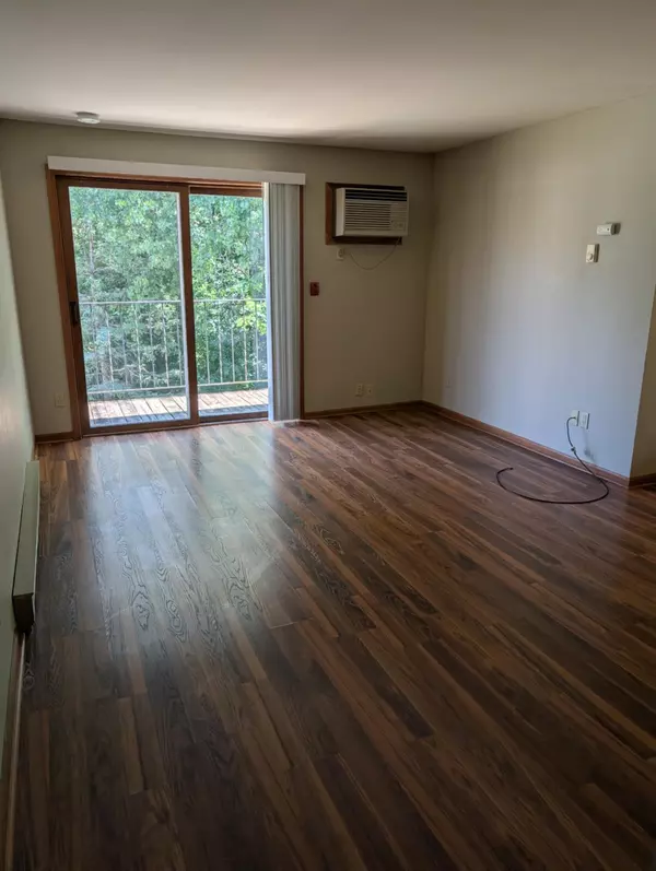 Madison, WI 53719,6758 Park Ridge Drive #C