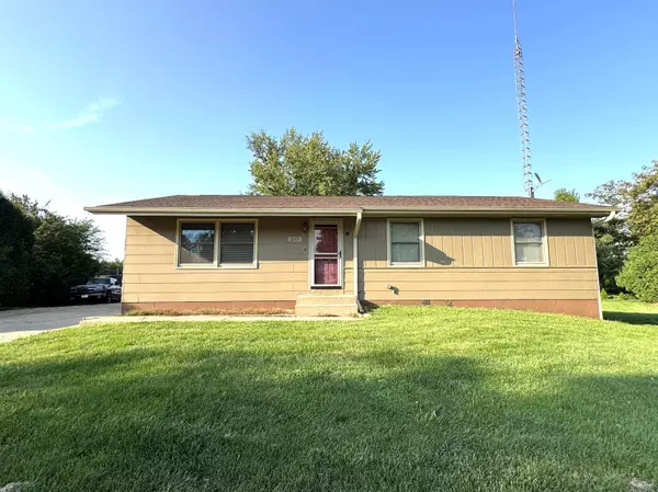 217 W 22nd Street Court, Monroe, WI 53566