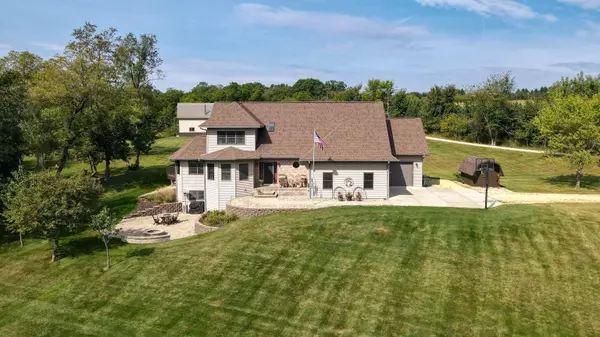 Barneveld, WI 53507,7688 Lone Pine Road