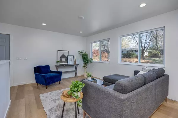 Madison, WI 53716,1214 Bay Ridge Road