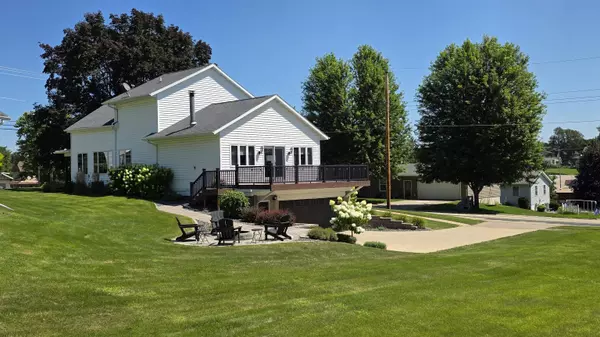 504 Beetown Road, Lancaster, WI 53813