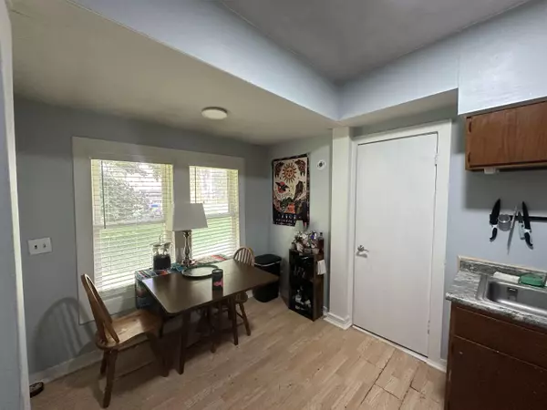 Spring Green, WI 53588,401 W Daley Street