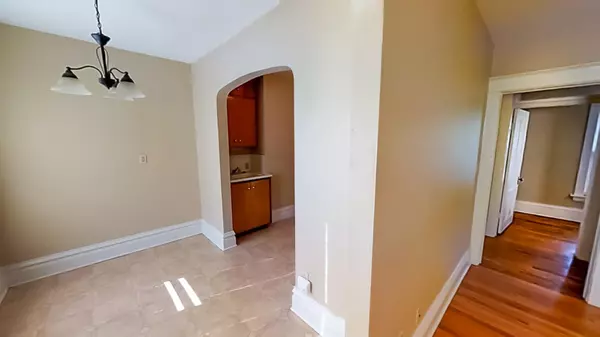 Madison, WI 53704,2416 Atwood Avenue #3