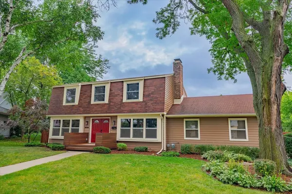 2105 Sheridan Drive, Madison, WI 53704