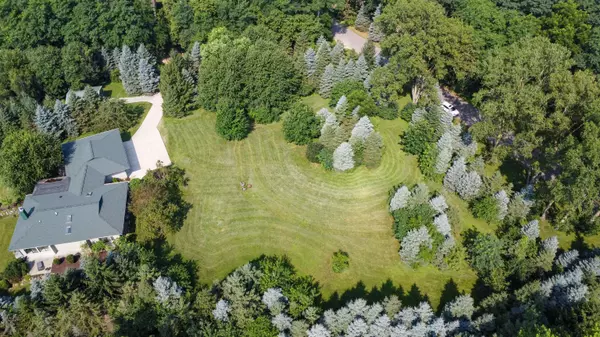 Waunakee, WI 53597,5011 Gilkeson Road