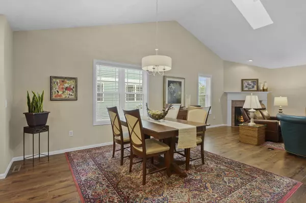 Madison, WI 53716,1806 Dondee Road