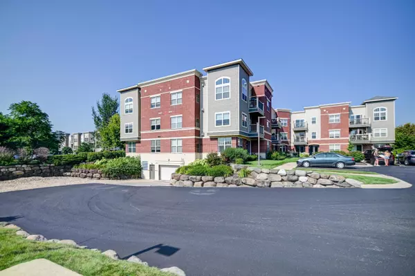 Fitchburg, WI 53711,5198 Sassafras Drive #311