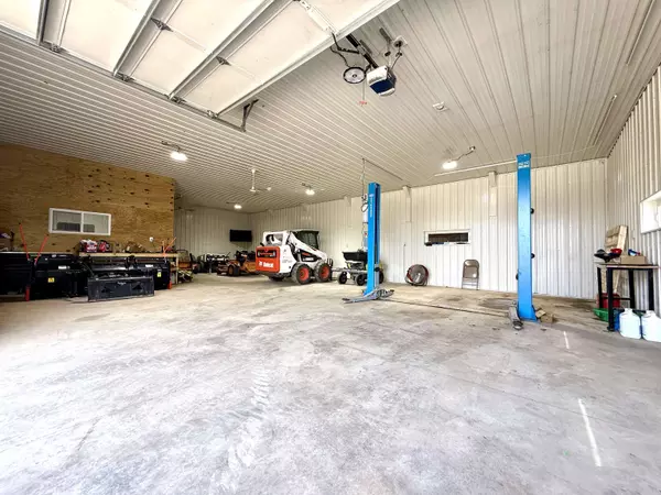 W5473 County Road FF, Monroe, WI 53566