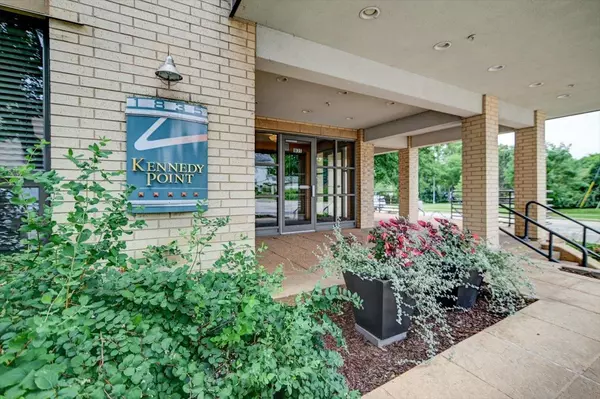 1835 Winnebago Street #211, Madison, WI 53704