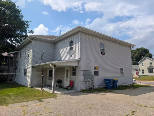Viola, WI 54664,121 W Commercial Street