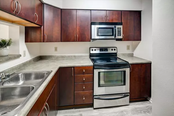 Madison, WI 53719,901 Harbor House Drive #5