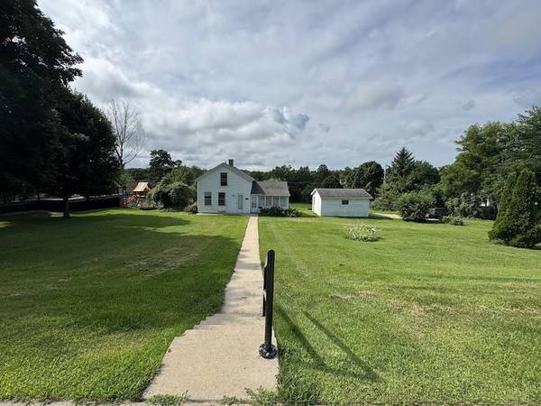 409 E Division Street, Dodgeville, WI 53533