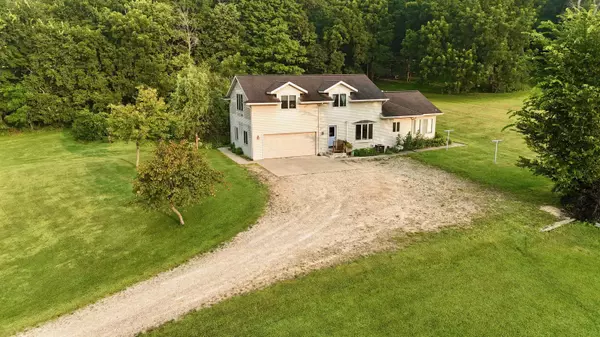 Blue River, WI 53518,16334 Gault Hollow Road