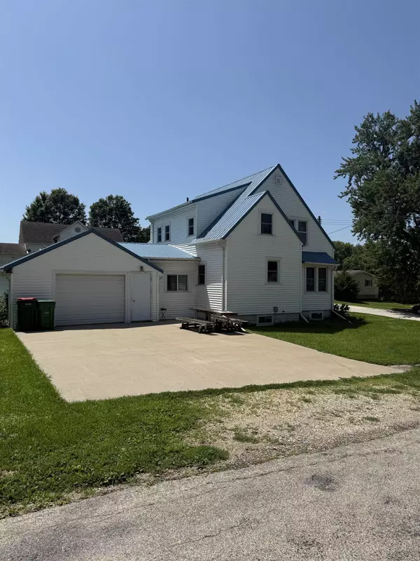 Farmersburg, IA 52047,501 S Main Street