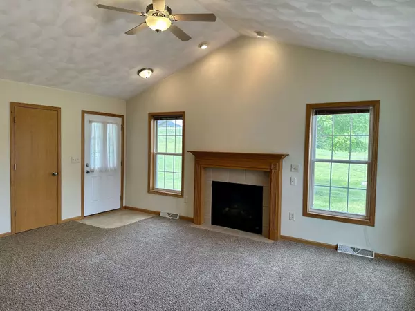 Evansville, WI 53536,756 Brown School Road #C