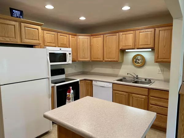 Evansville, WI 53536,756 Brown School Road #C