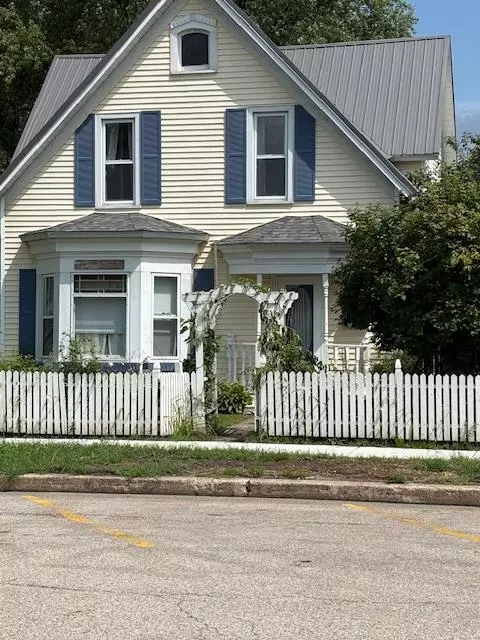 Bagley, WI 53801-9506,110 S Bagley Ave Avenue