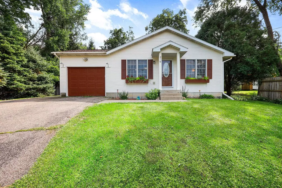Baraboo, WI 53913,216 Washington Avenue