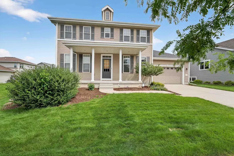 707 Shining Rock Trail, Verona, WI 53593