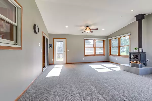 Deforest, WI 53532,720 W Mohawk Trail