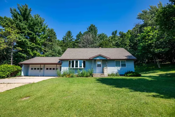 Cross Plains, WI 53528,3317 Airport Road
