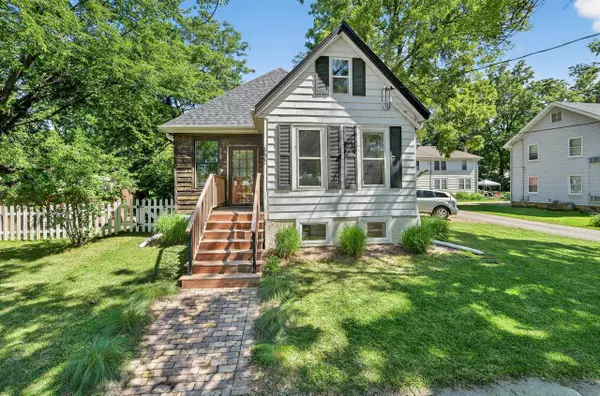 302 Van Deusen Street, Madison, WI 53715