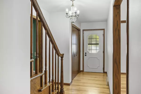 Madison, WI 53717,306 Walnut Grove Drive