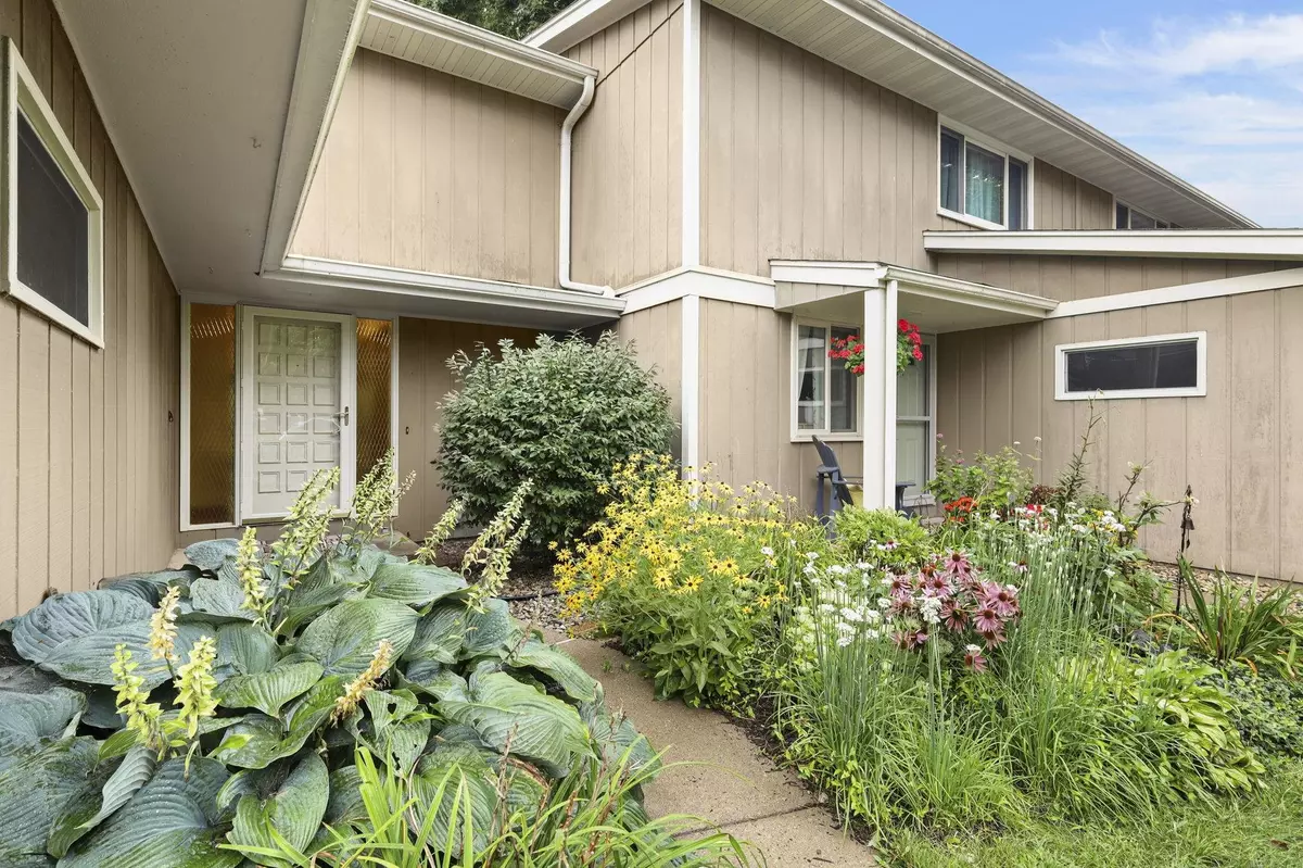 Middleton, WI 53562,3524 Valley Ridge Road