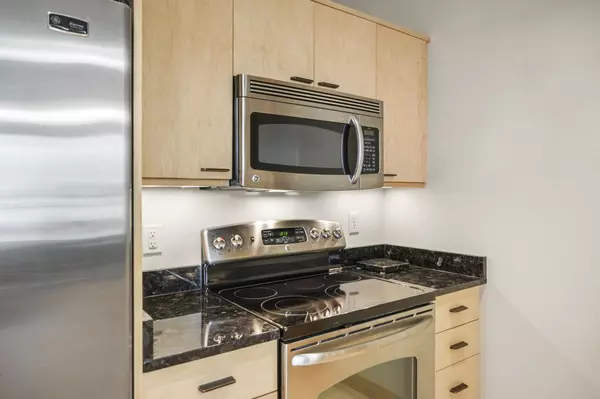 Madison, WI 53703,625 E Mifflin Street #204