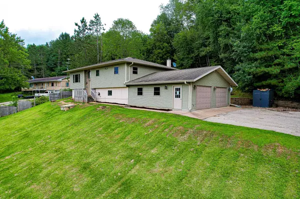 11828 Fairway Road, Sparta, WI 54656
