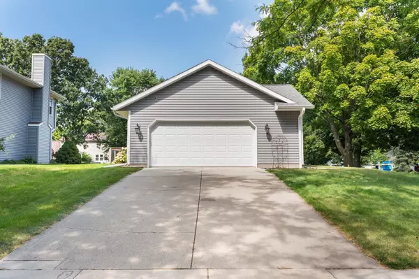 Madison, WI 53717,7802 W Oakbrook Circle