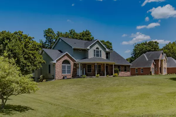 East Dubuque, IL 61025,71 Ford Drive