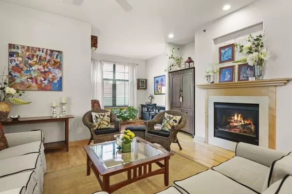 Madison, WI 53703,533 W Main Street #101